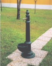 Fontana Tondo A Realizzata In Fusione Di Ghisa h116cm